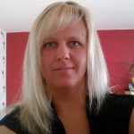 Maman esseulée à Metz cherche un vrai jeune beau mec qui saura me faire vibrer de plaisir