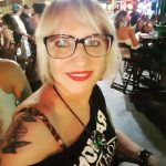 Laure cougar experte de La Roche-sur-Yon cherche jeune vigoureux pour baises torrides
